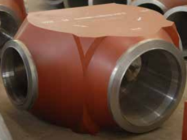 High pressure pipe fittings